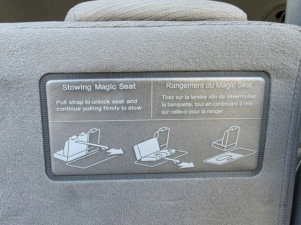 2012 Honda Odyssey - Image 17 of 18
