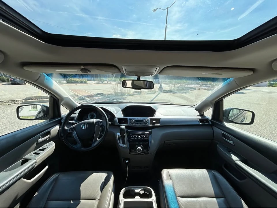 2012 Honda Odyssey - Image 7 of 12