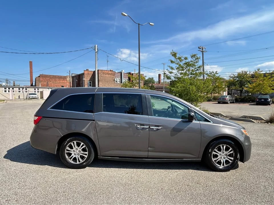 2012 Honda Odyssey - Image 5 of 12