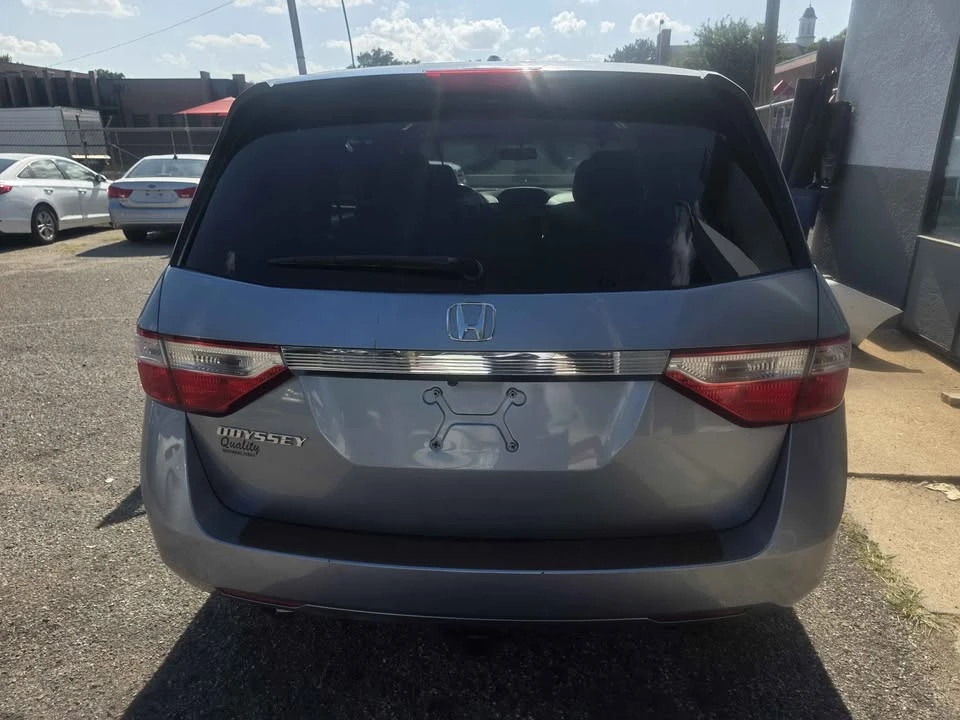 2012 Honda Odyssey - Image 6 of 13