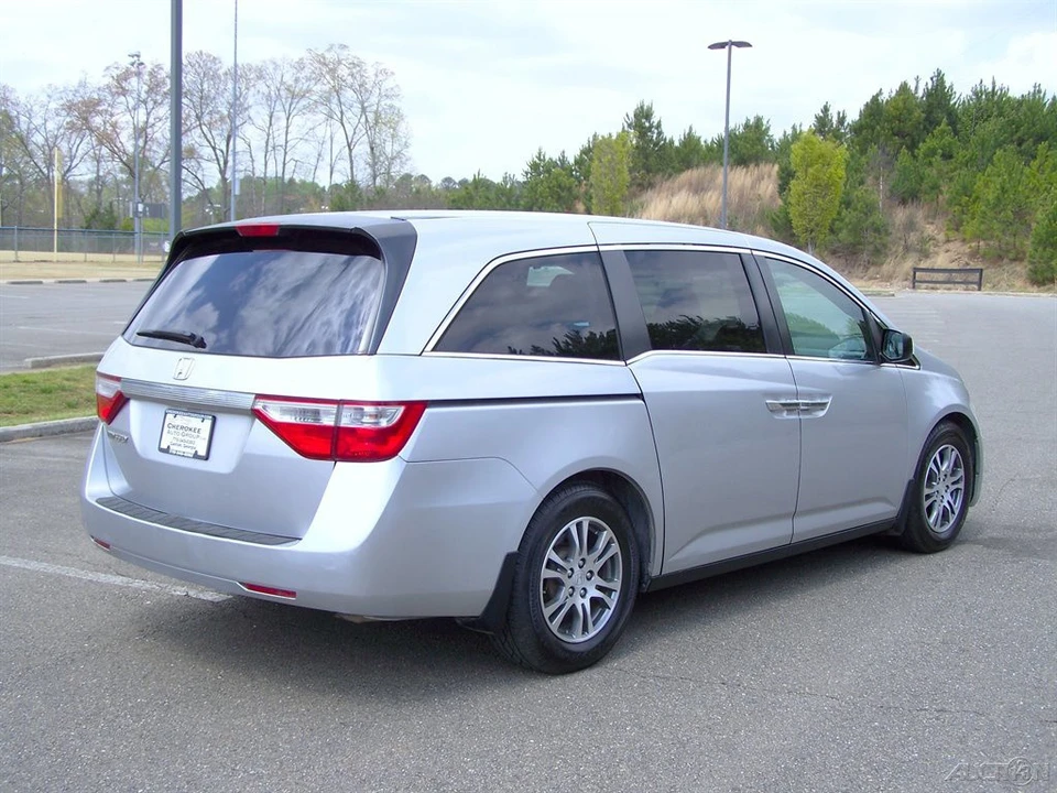 2012 Honda Odyssey - Image 3 of 12