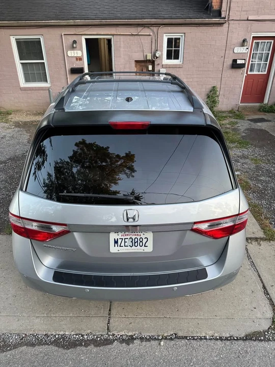 2012 Honda Odyssey - Image 3 of 13
