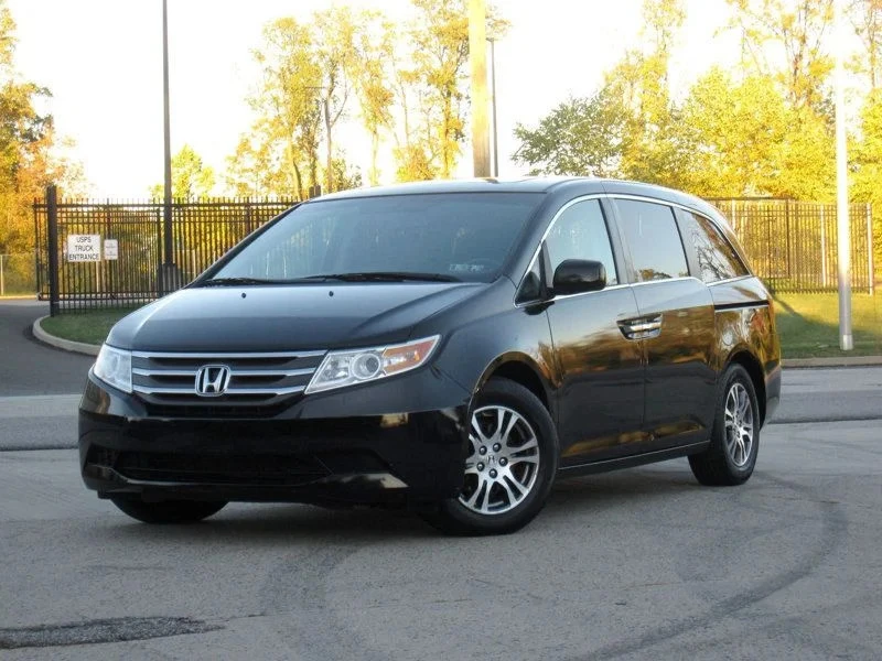 2012 Honda Odyssey - Image 3 of 12