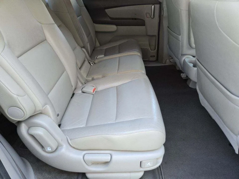 2012 Honda Odyssey - Image 13 of 21