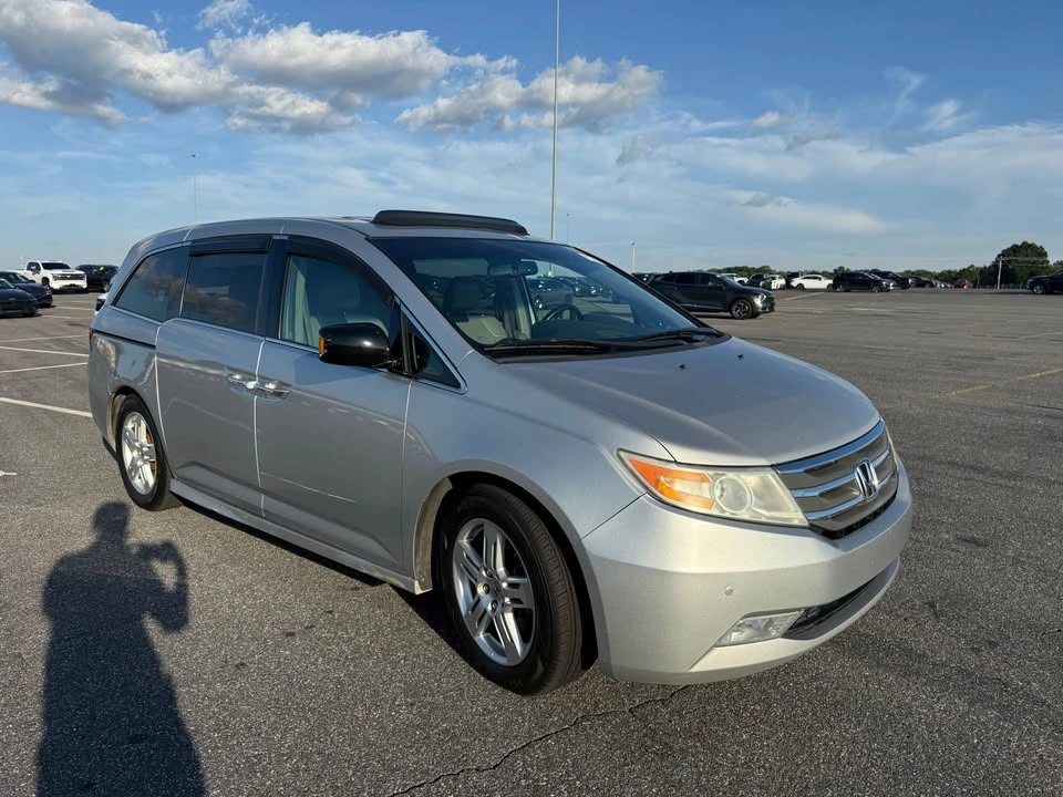 2012 Honda Odyssey - Image 3 of 7