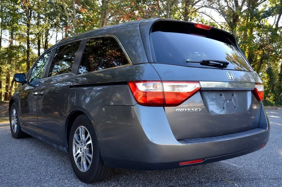 2012 Honda Odyssey - Image 5 of 19