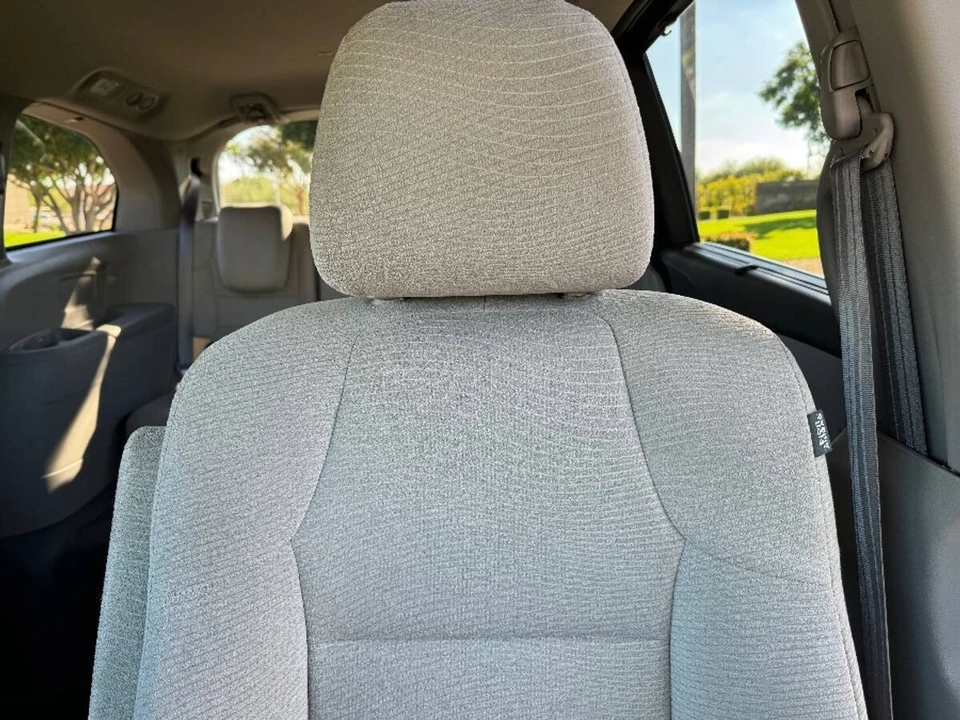 2012 Honda Odyssey - Image 7 of 15