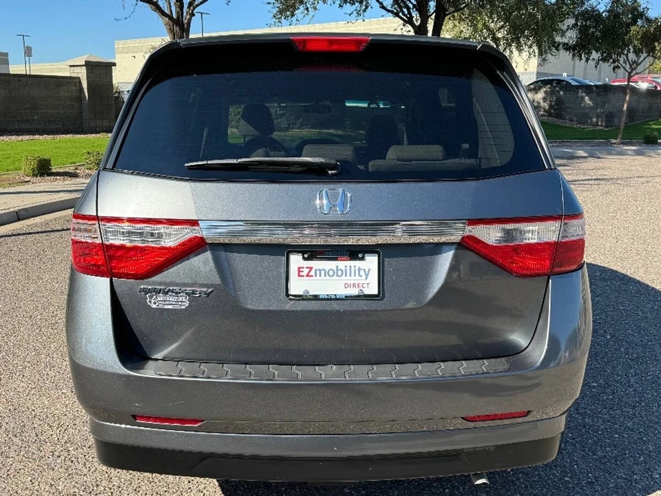 2012 Honda Odyssey - Image 14 of 15