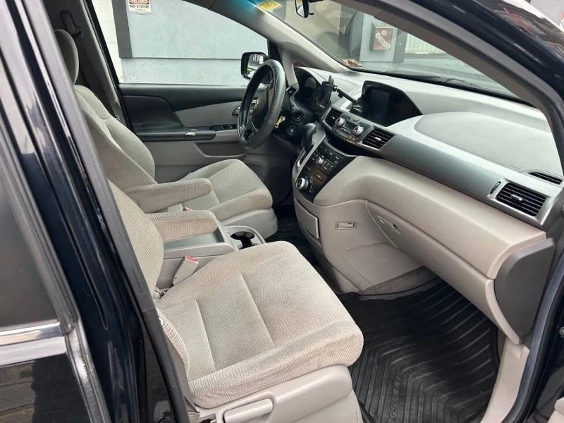 2012 Honda Odyssey - Image 9 of 12