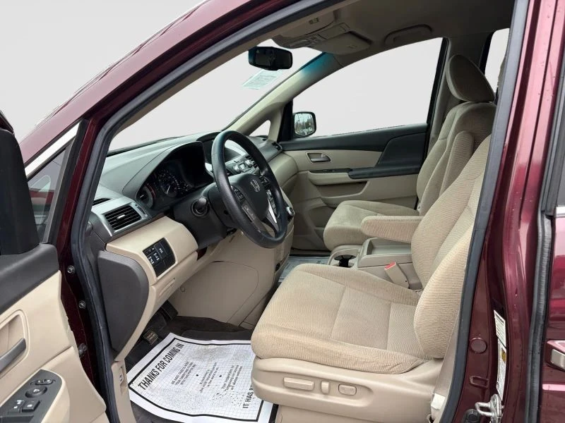 2012 Honda Odyssey - Image 10 of 12