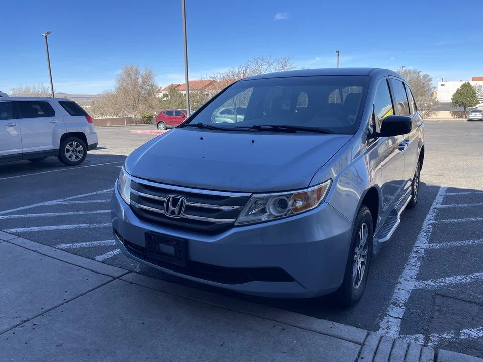 2012 Honda Odyssey - Image 8 of 13