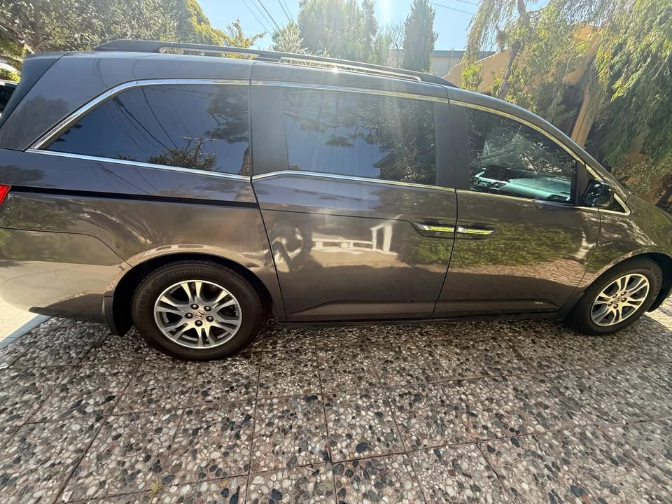 2012 Honda Odyssey - Image 5 of 20