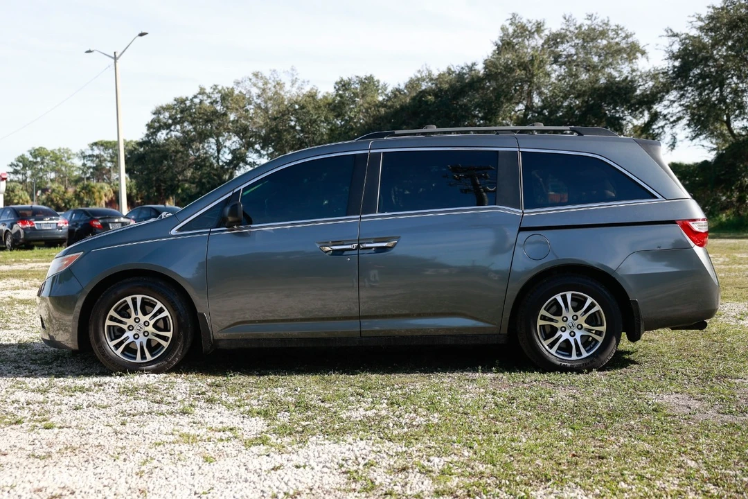 2012 Honda Odyssey - Image 3 of 12
