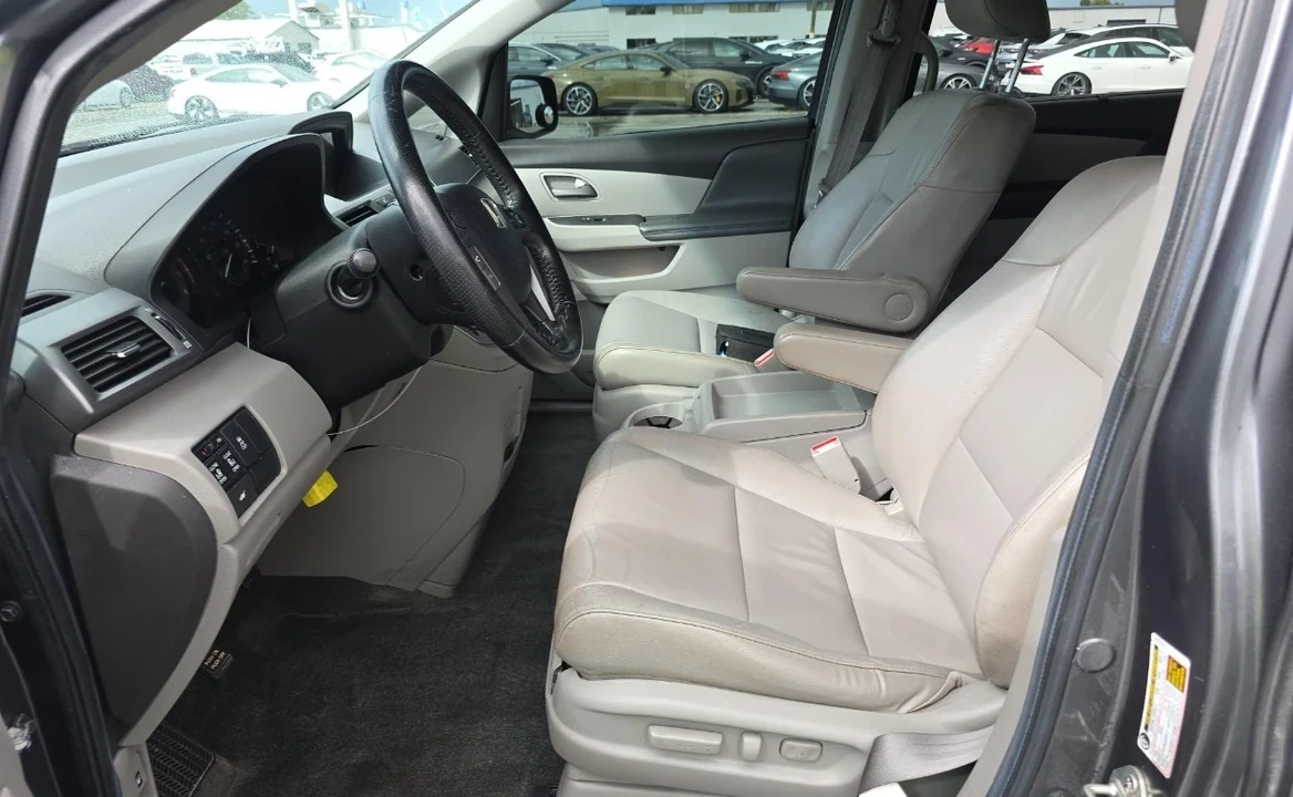 2012 Honda Odyssey - Image 9 of 12