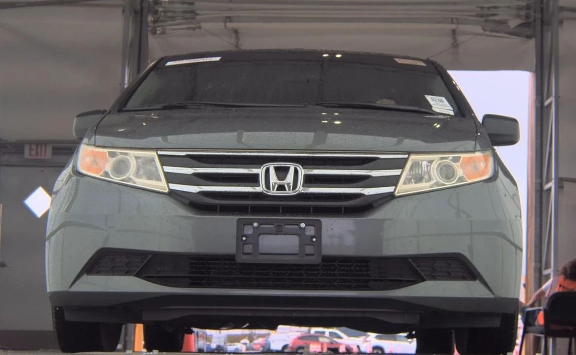 2012 Honda Odyssey - Image 8 of 12