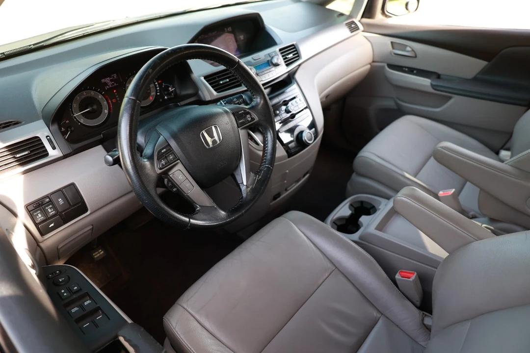 2012 Honda Odyssey - Image 4 of 12