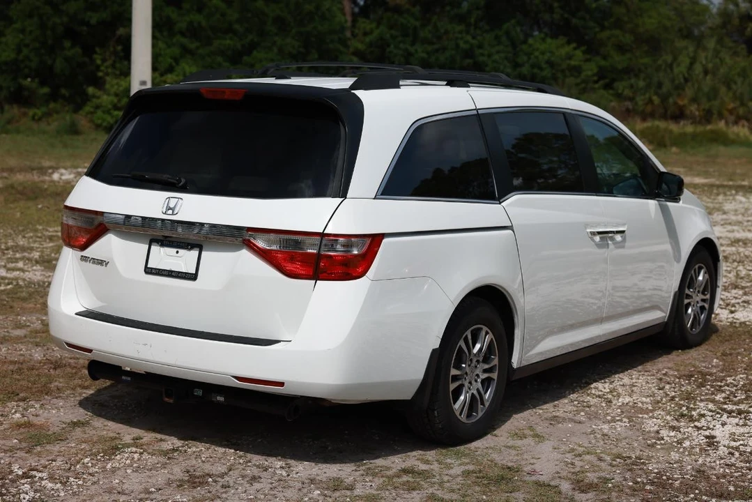 2012 Honda Odyssey - Image 11 of 21