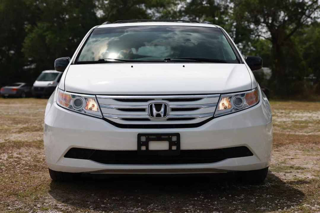 2012 Honda Odyssey - Image 17 of 21