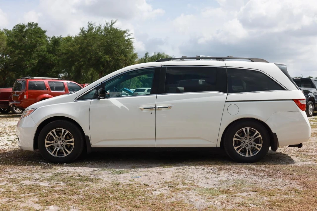 2012 Honda Odyssey - Image 3 of 21