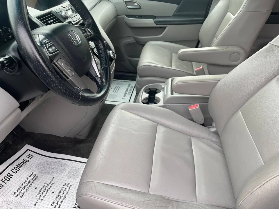 2012 Honda Odyssey - Image 7 of 17