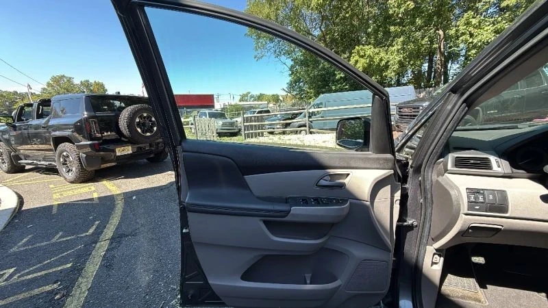 2012 Honda Odyssey - Image 9 of 12