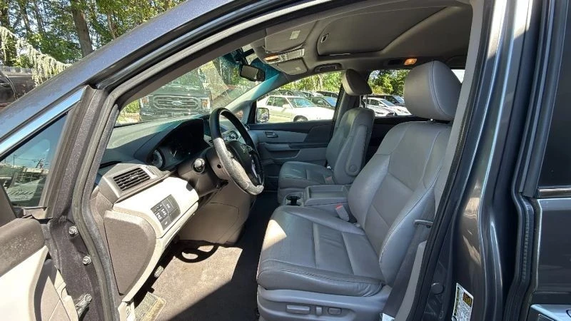2012 Honda Odyssey - Image 11 of 12