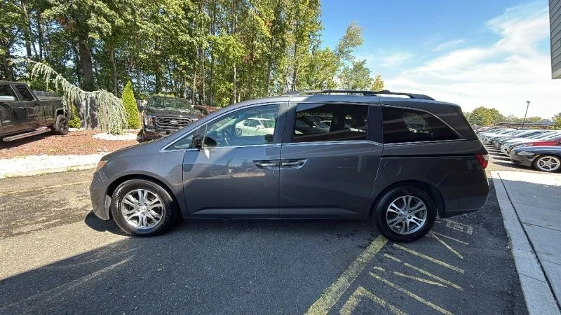 2012 Honda Odyssey - Image 3 of 12