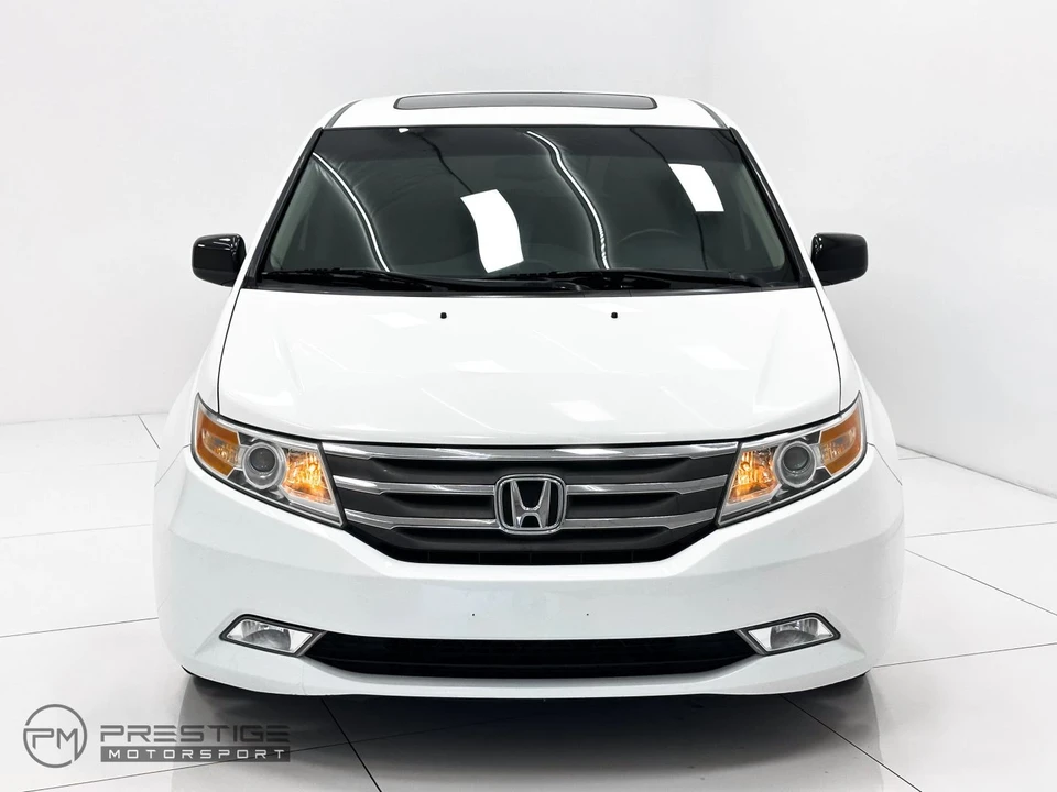 2012 Honda Odyssey - Image 2 of 12