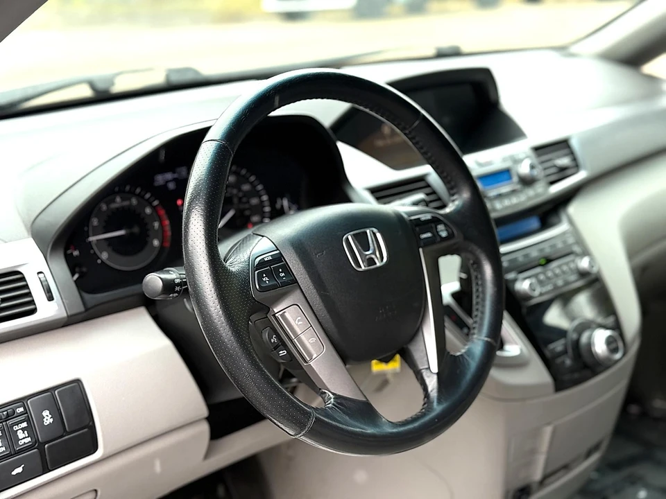 2012 Honda Odyssey - Image 10 of 21
