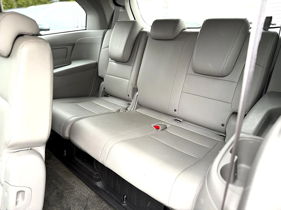 2012 Honda Odyssey - Image 13 of 21