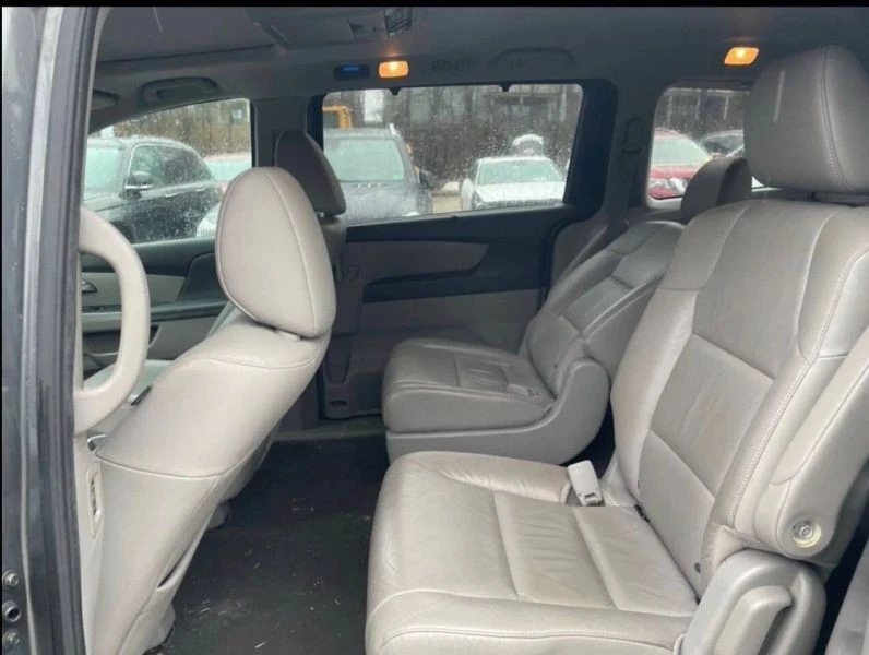 2012 Honda Odyssey - Image 10 of 10