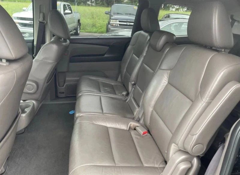 2012 Honda Odyssey - Image 10 of 11
