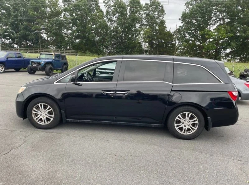 2012 Honda Odyssey - Image 8 of 11