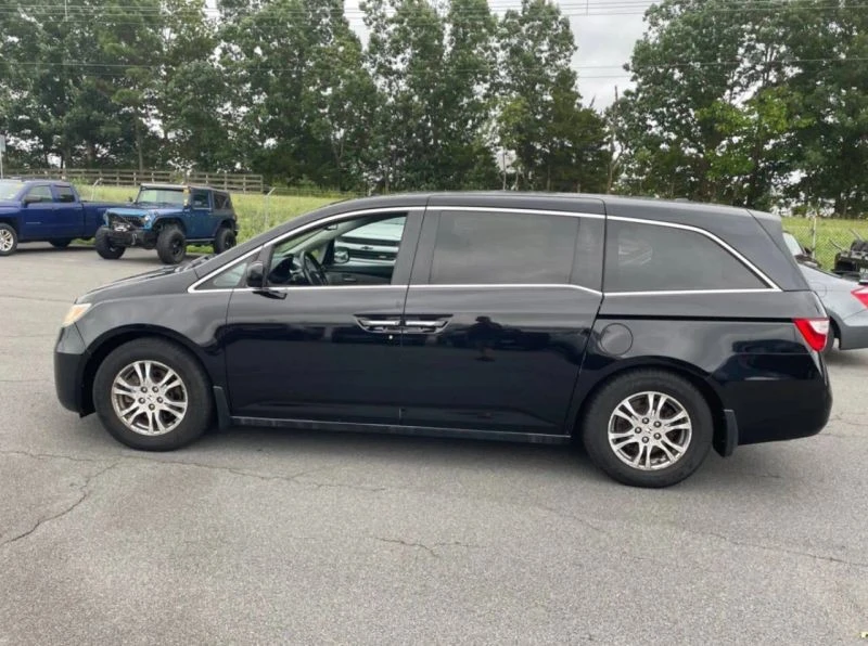 2012 Honda Odyssey - Image 8 of 11
