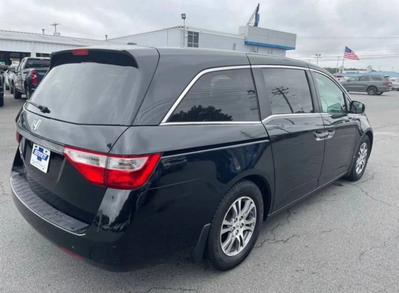 2012 Honda Odyssey - Image 5 of 11
