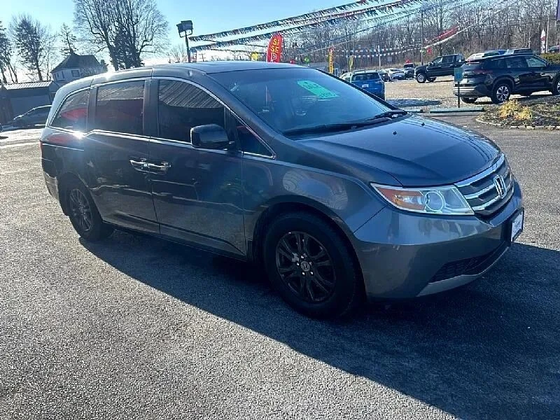 2012 Honda Odyssey - Image 2 of 12