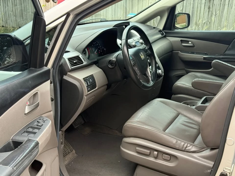 2012 Honda Odyssey - Image 9 of 12