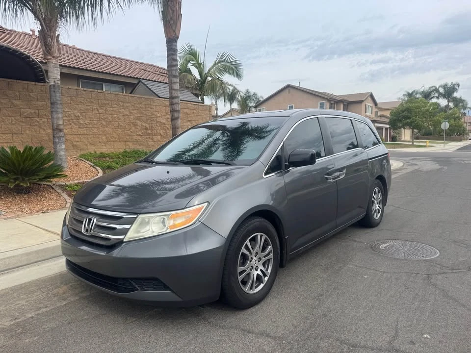 2012 Honda Odyssey - Image 10 of 10