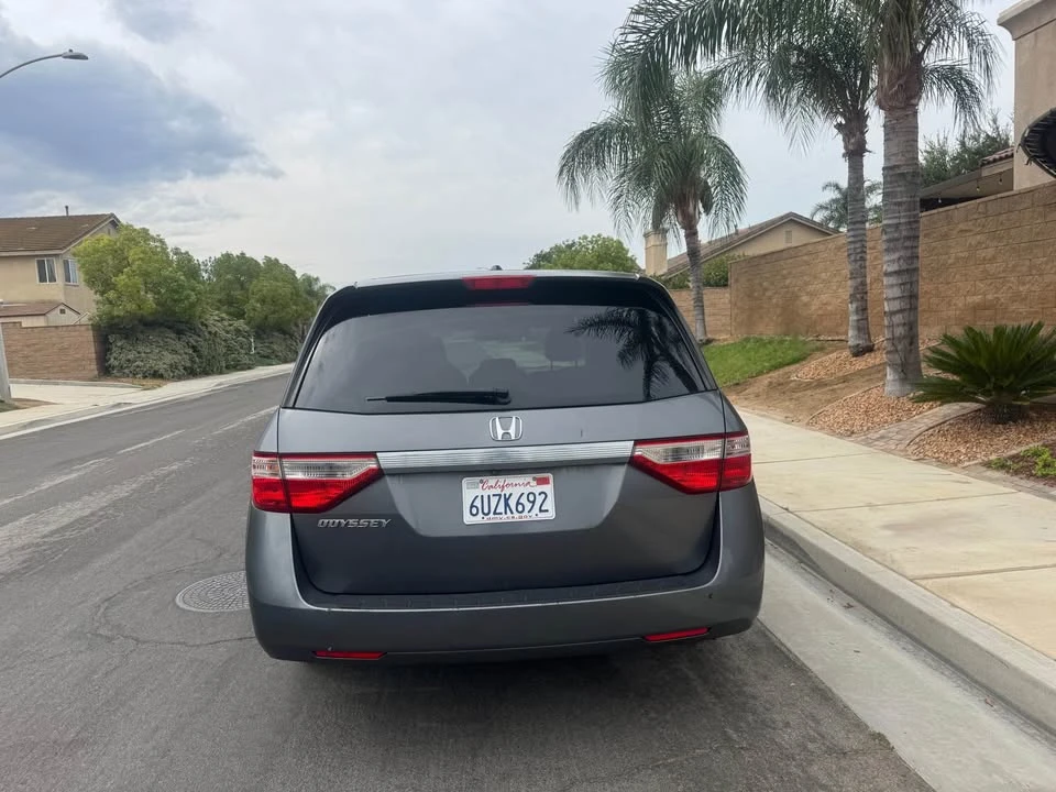 2012 Honda Odyssey - Image 9 of 10