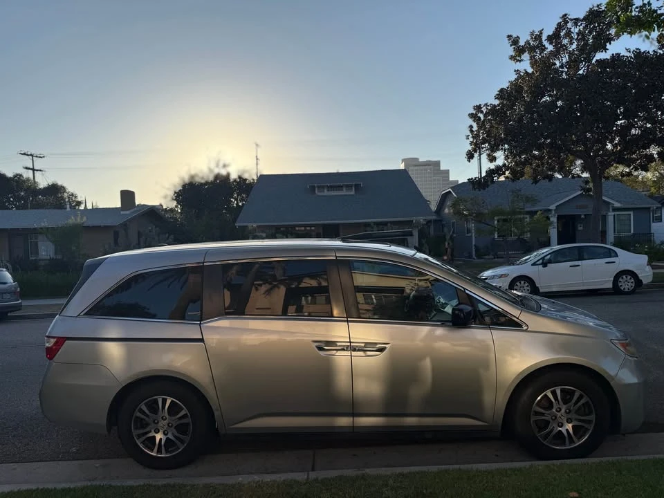 2012 Honda Odyssey - Image 9 of 17