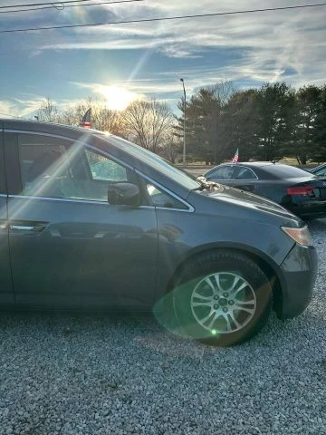 2012 Honda Odyssey - Image 2 of 10