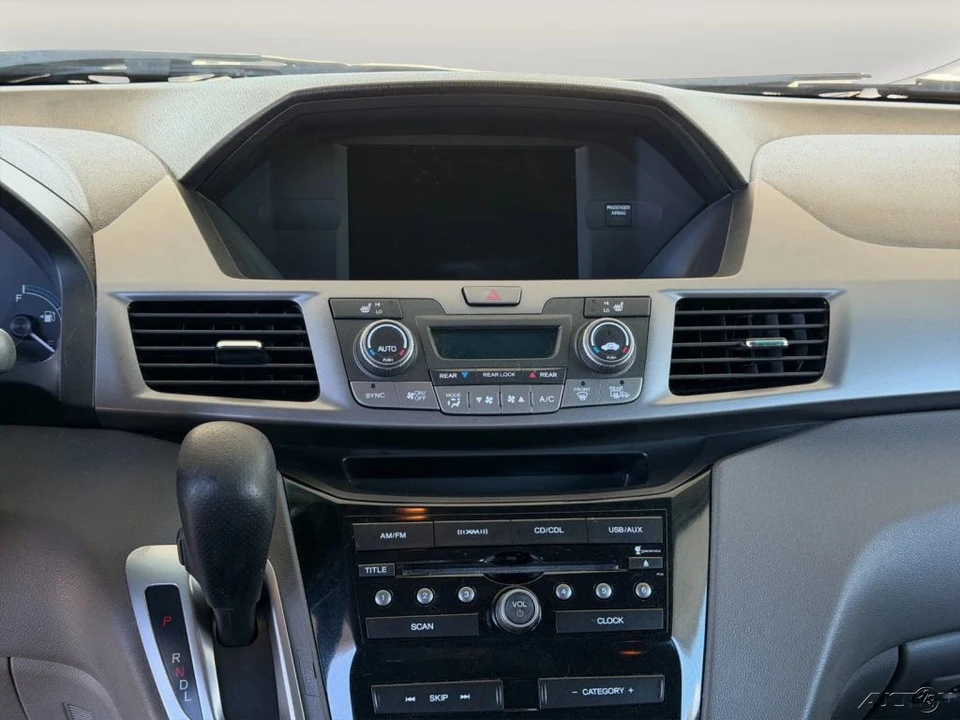 2012 Honda Odyssey - Image 17 of 21