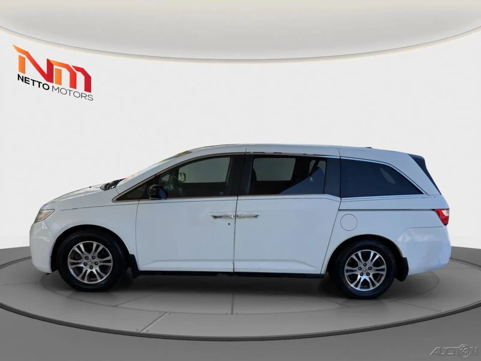 2012 Honda Odyssey - Image 2 of 21