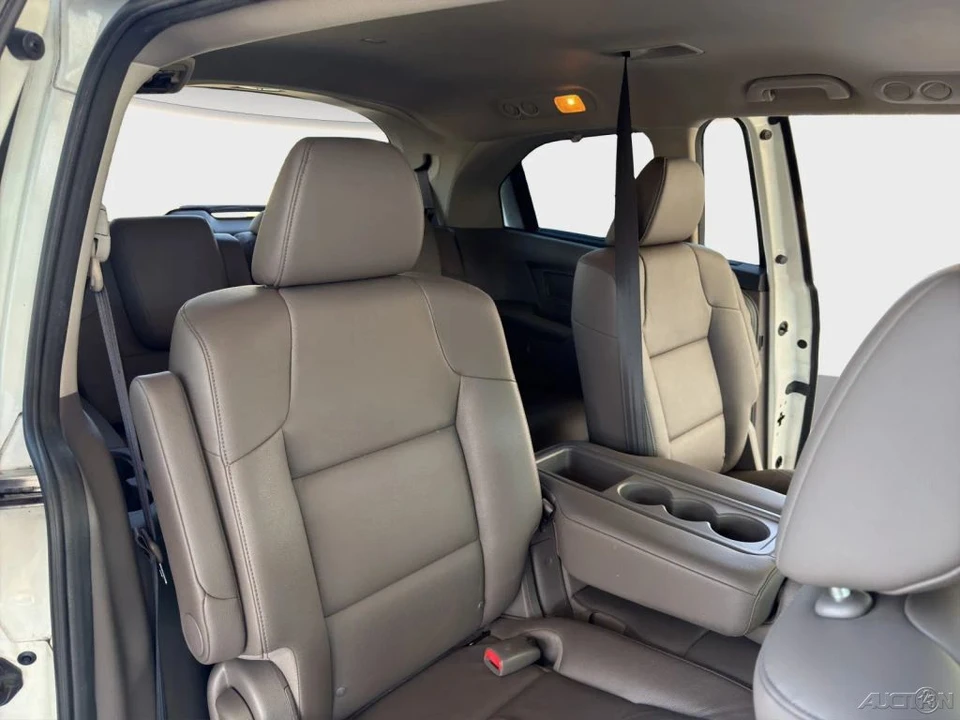 2012 Honda Odyssey - Image 20 of 21