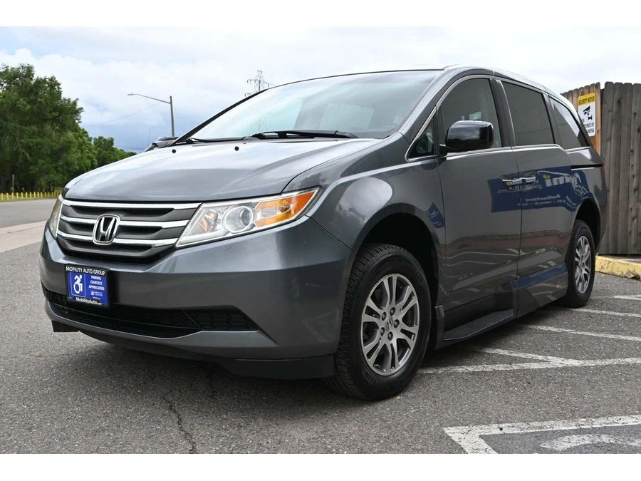 2012 Honda Odyssey - Image 10 of 12