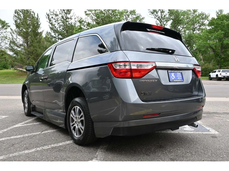 2012 Honda Odyssey - Image 8 of 21