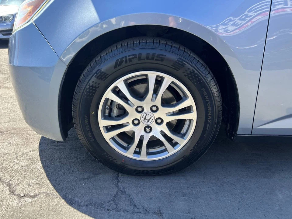 2012 Honda Odyssey - Image 16 of 17
