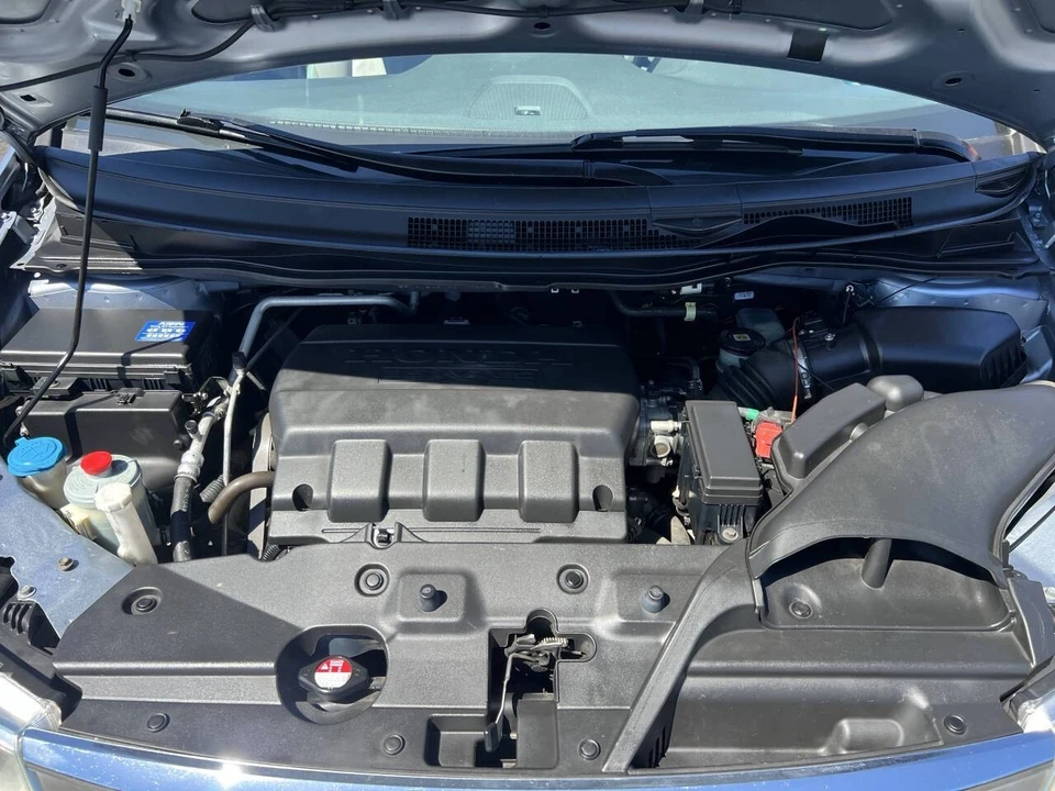 2012 Honda Odyssey - Image 15 of 17
