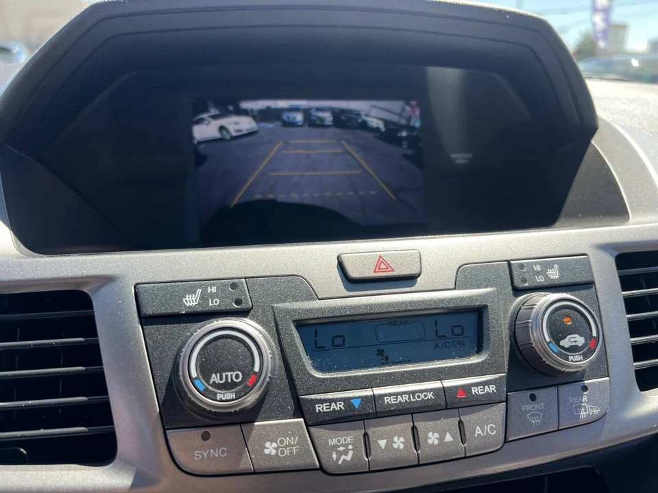 2012 Honda Odyssey - Image 13 of 17
