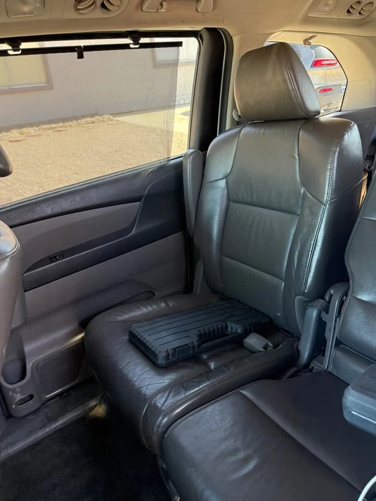 2012 Honda Odyssey - Image 8 of 9